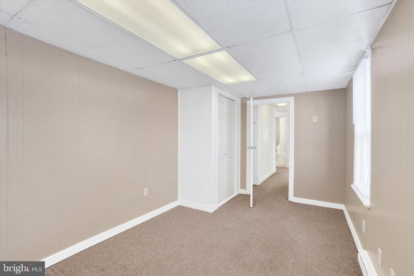 507 Vander Avenue photo 17