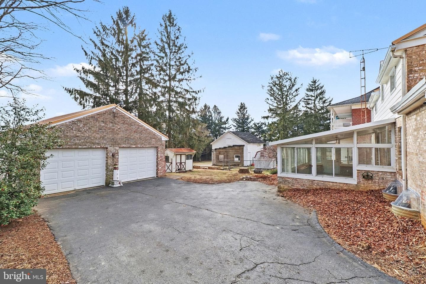 314 Boundary Avenue photo 28