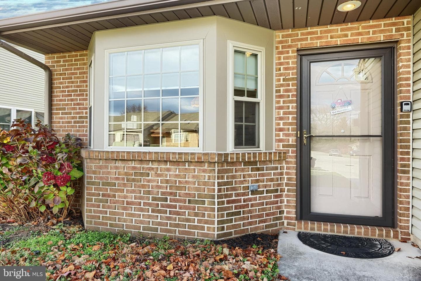 1110 Roosevelt Court photo 4