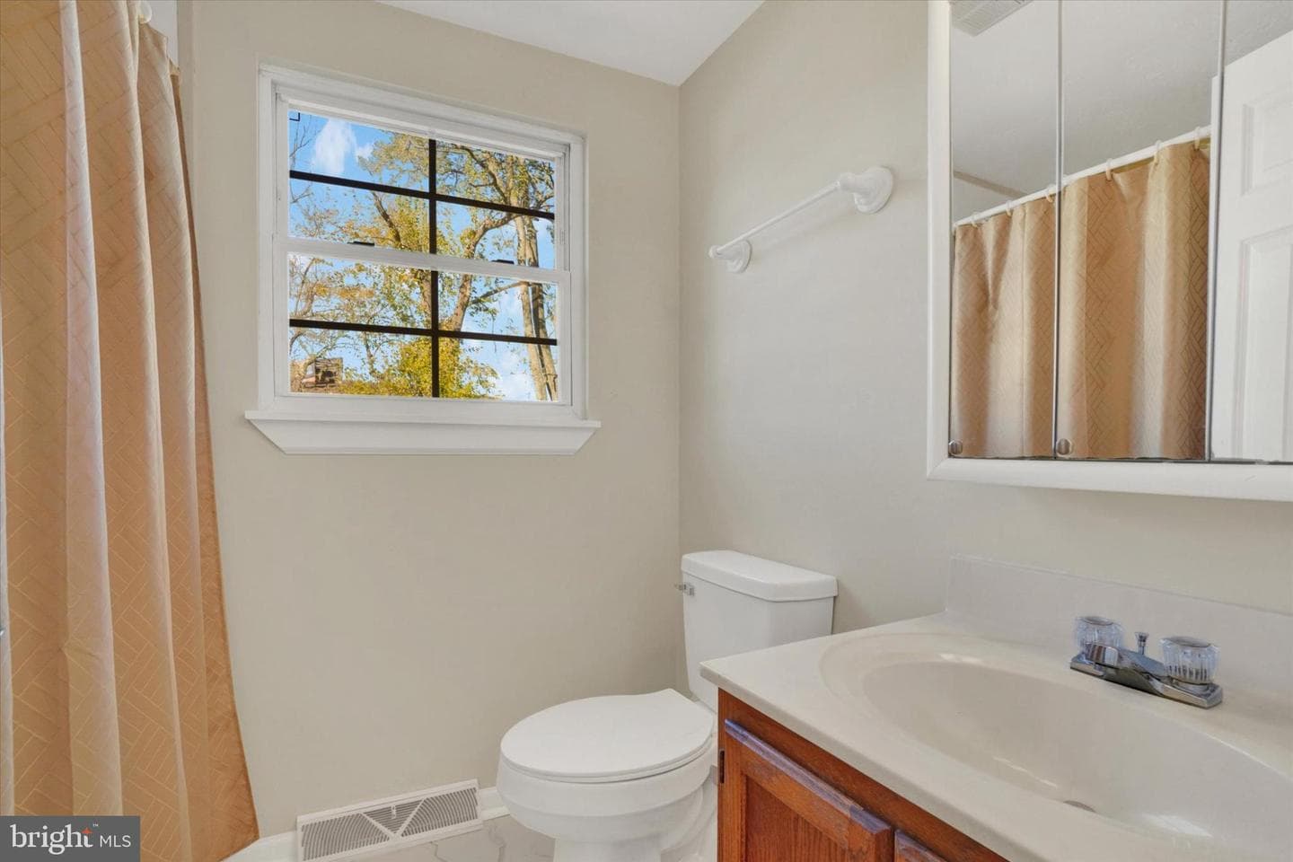 4085 Sandra Drive photo 23