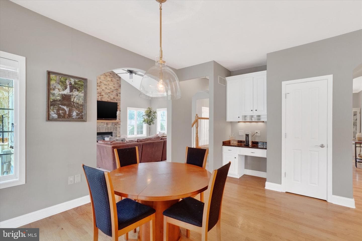 643 Crosslyn Drive photo 10