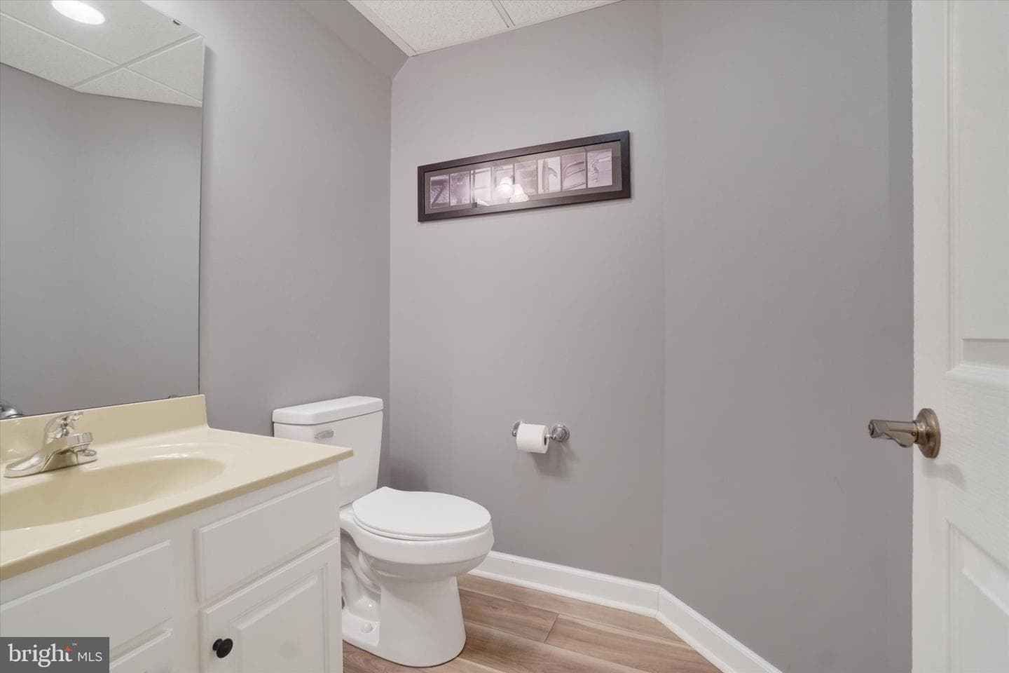 643 Crosslyn Drive photo 27