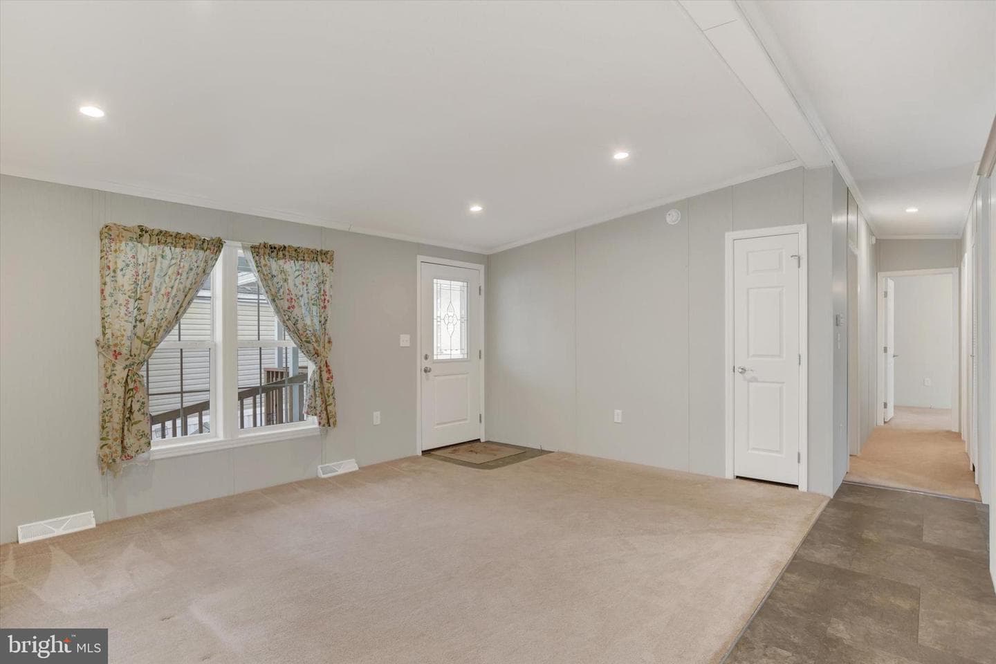 612 Range End Road #11 photo 4