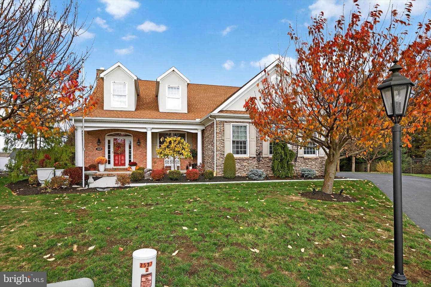 1029 Stonecroft Drive photo 9