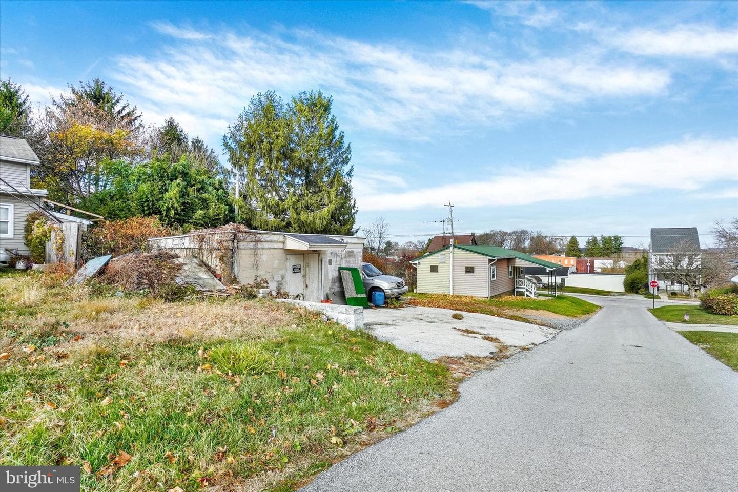 430 E Maple Street photo 13