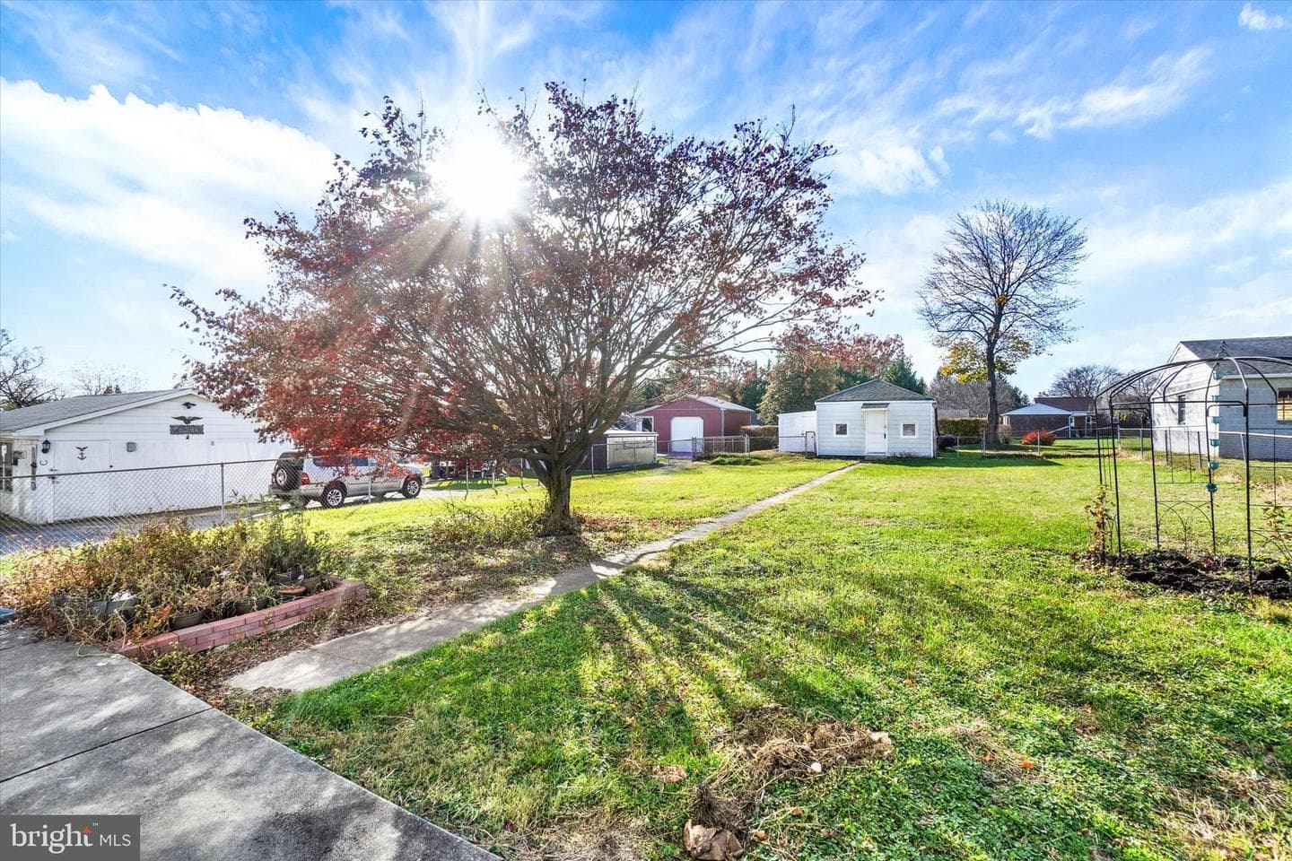 2140 N Sherman Street photo 24