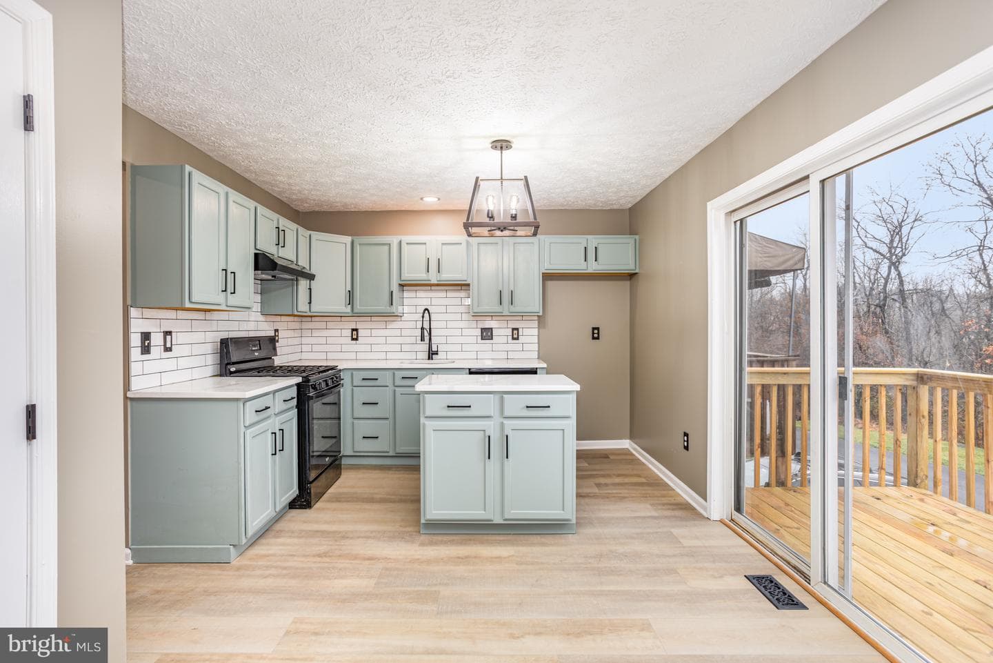175 Country Ridge Drive photo 11