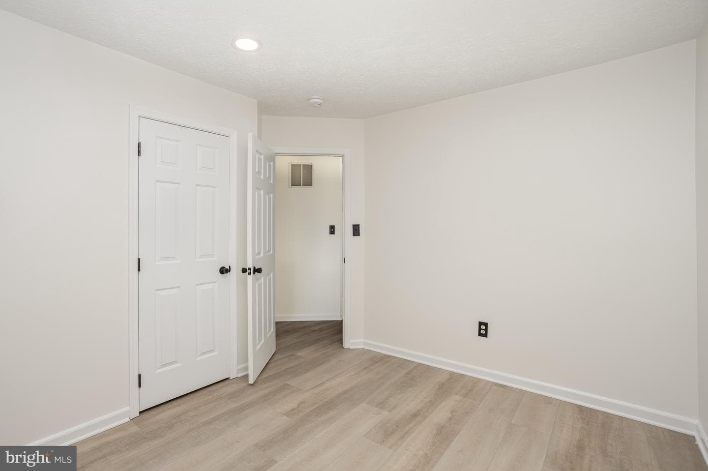175 Country Ridge Drive photo 16