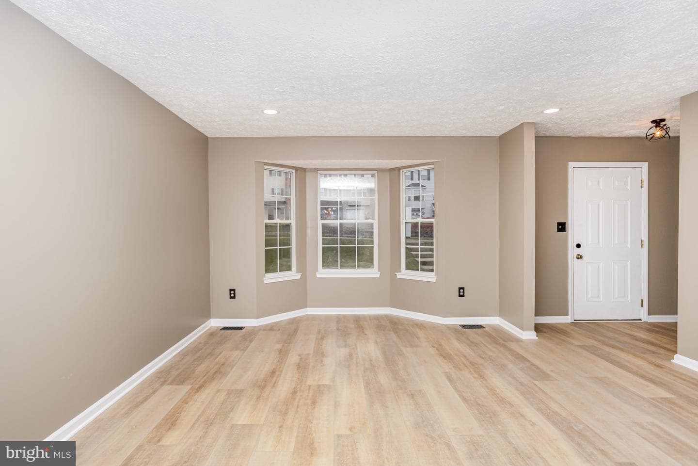 175 Country Ridge Drive photo 6
