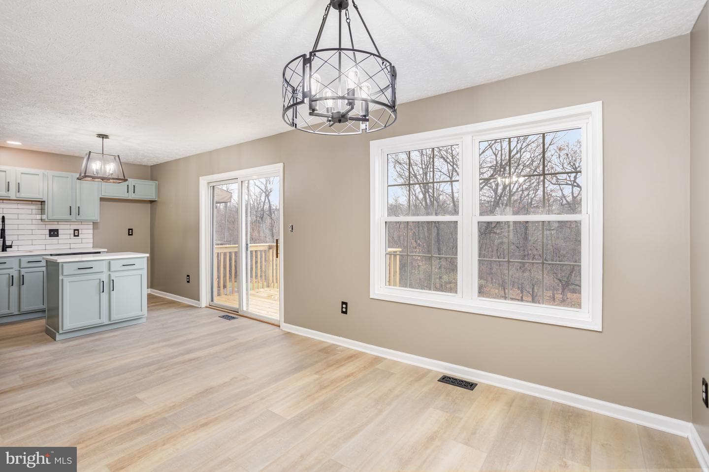 175 Country Ridge Drive photo 8