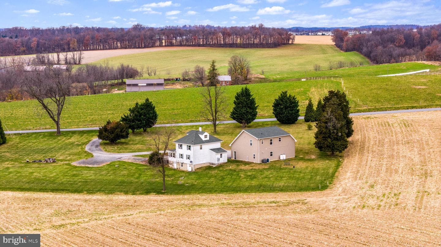 677 Keller Road photo 53