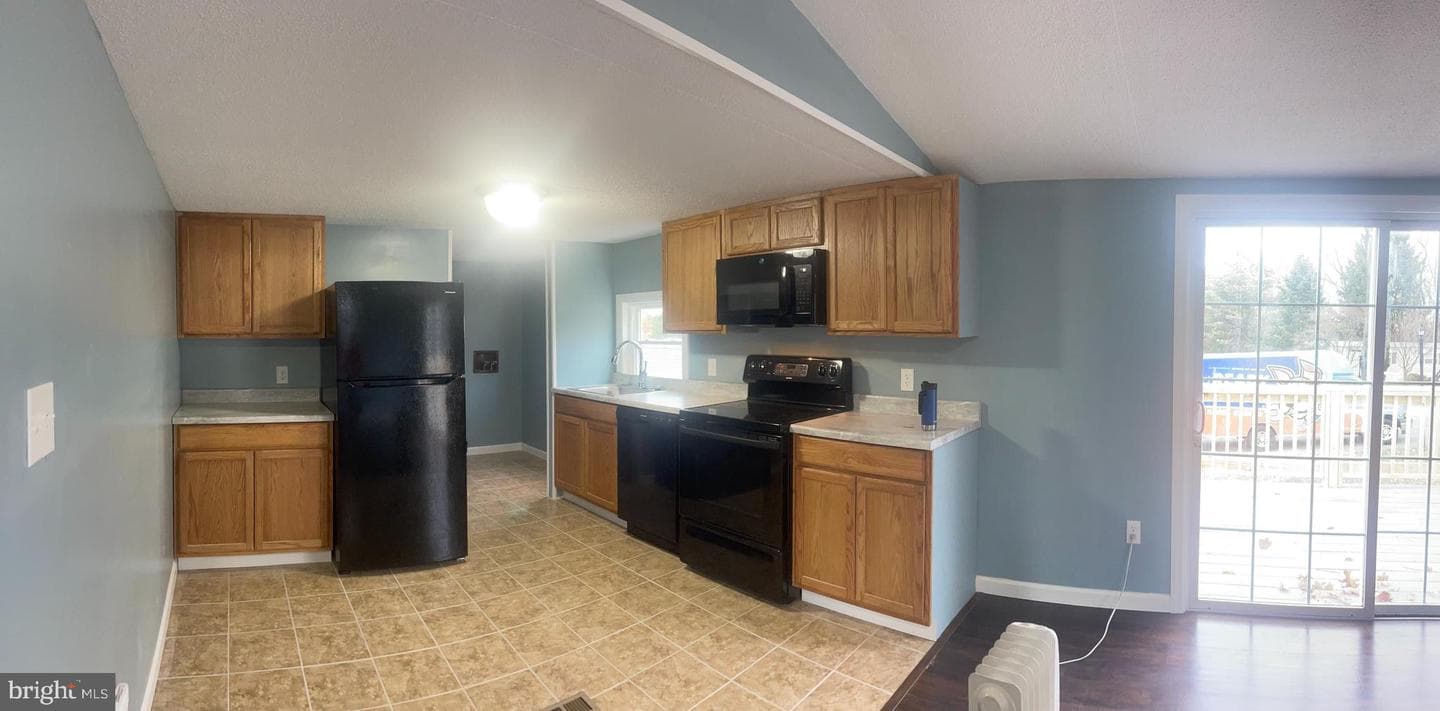 32 Walnut Drive photo 8