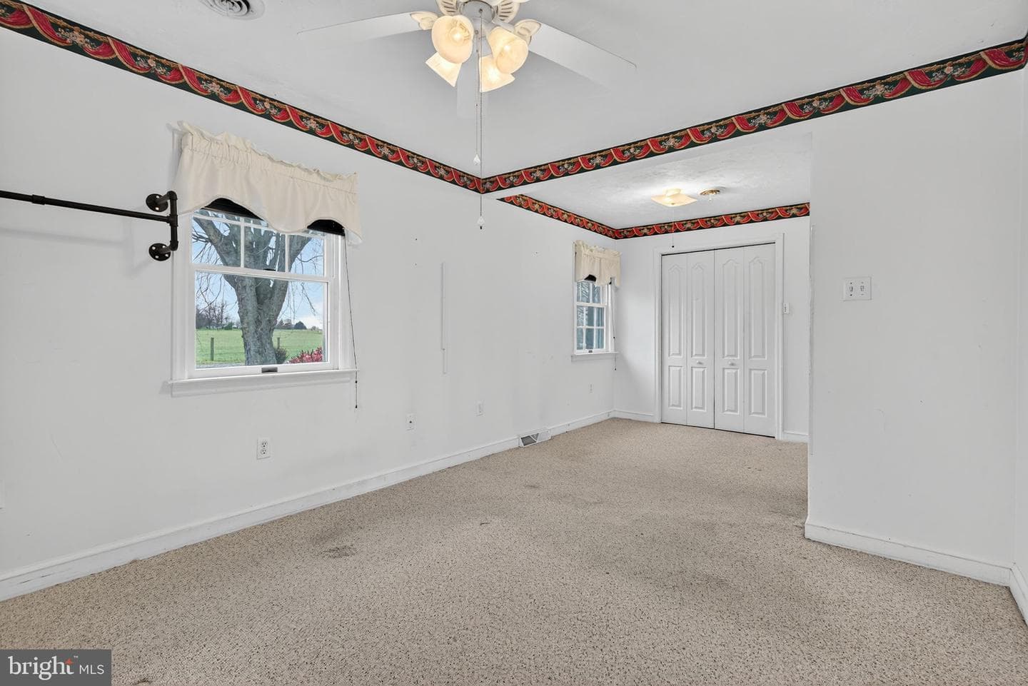 3015 W Canal Road photo 26