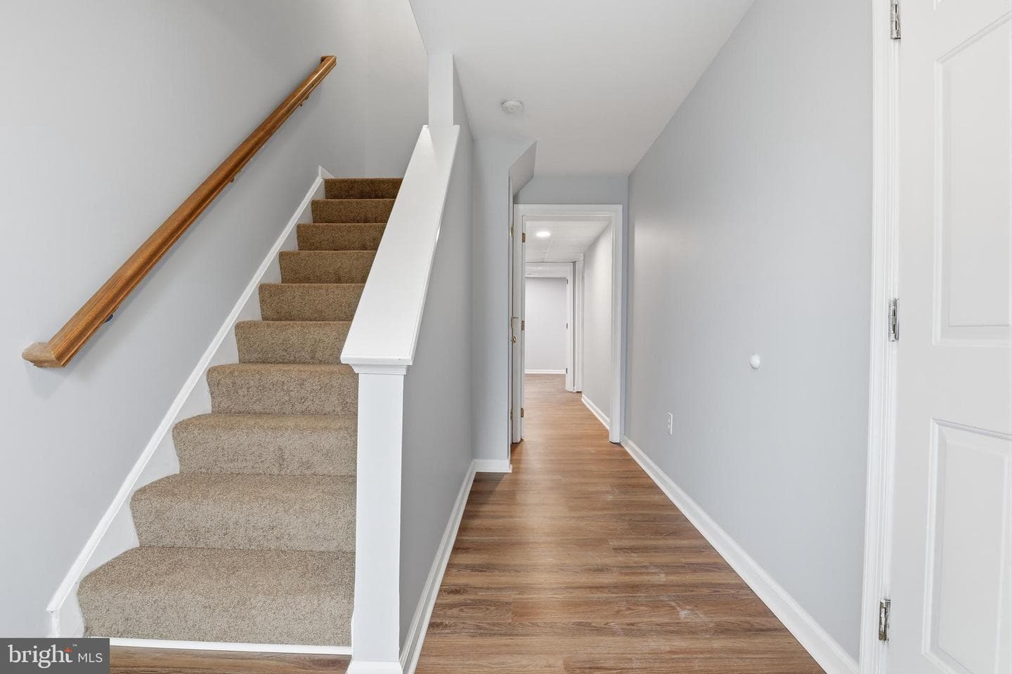 645 Fisher Drive photo 5
