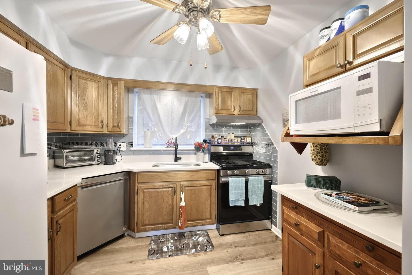 413 Weldon Drive #413 photo 8