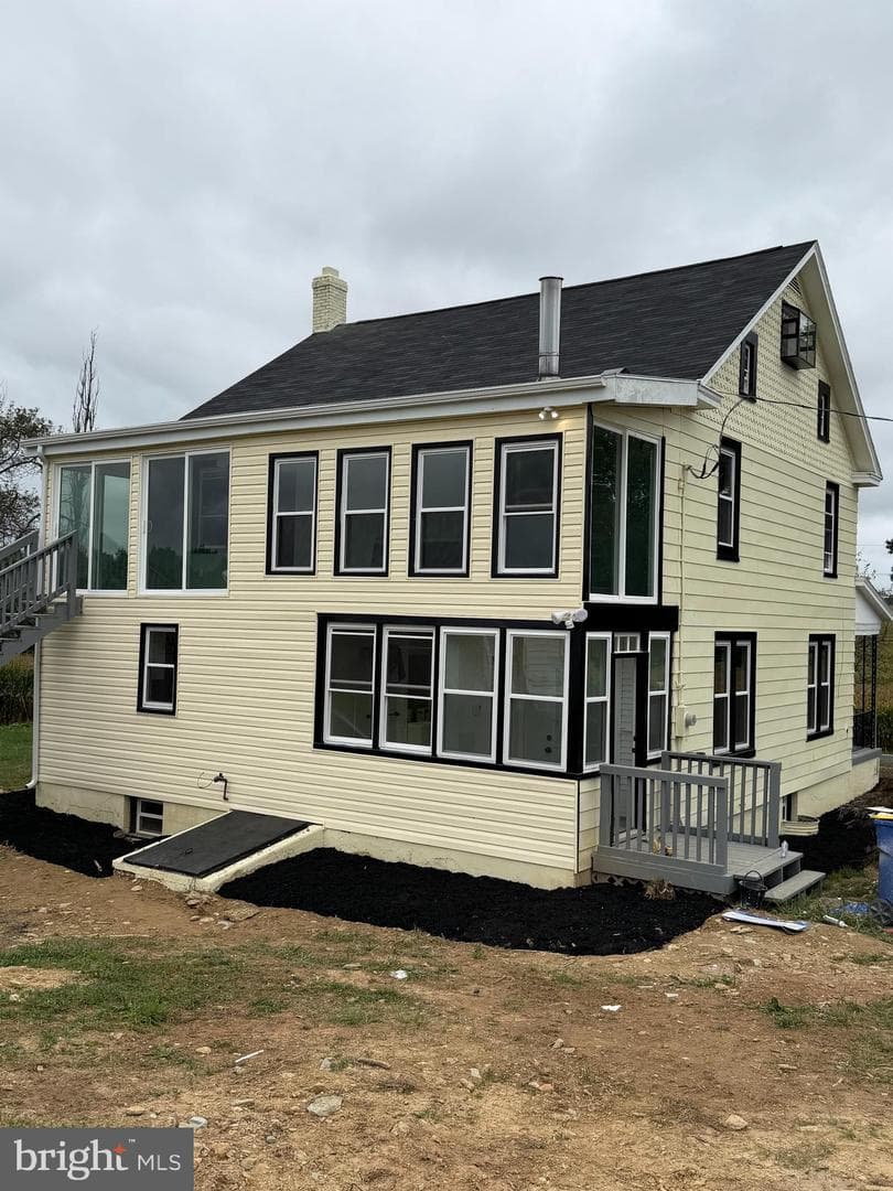 4389 Hess Road photo 4