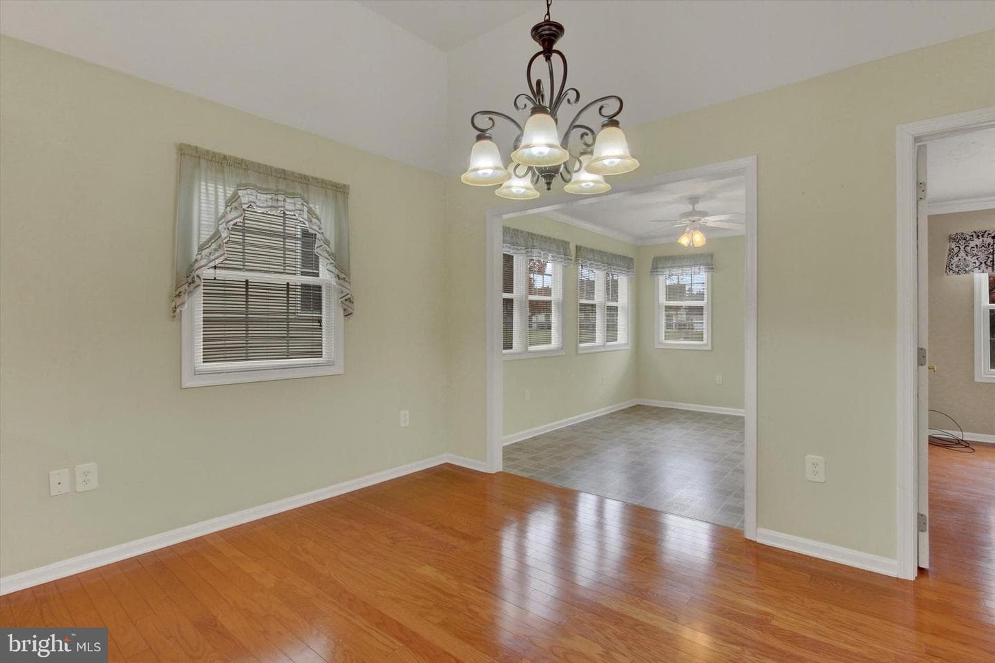 637 Northland Drive photo 10