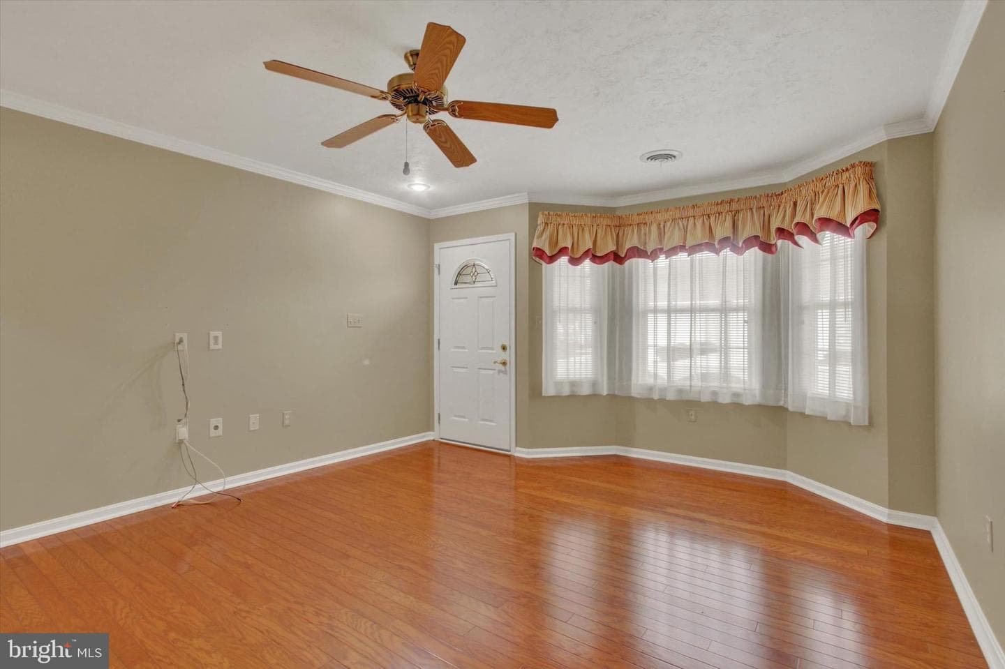 637 Northland Drive photo 4