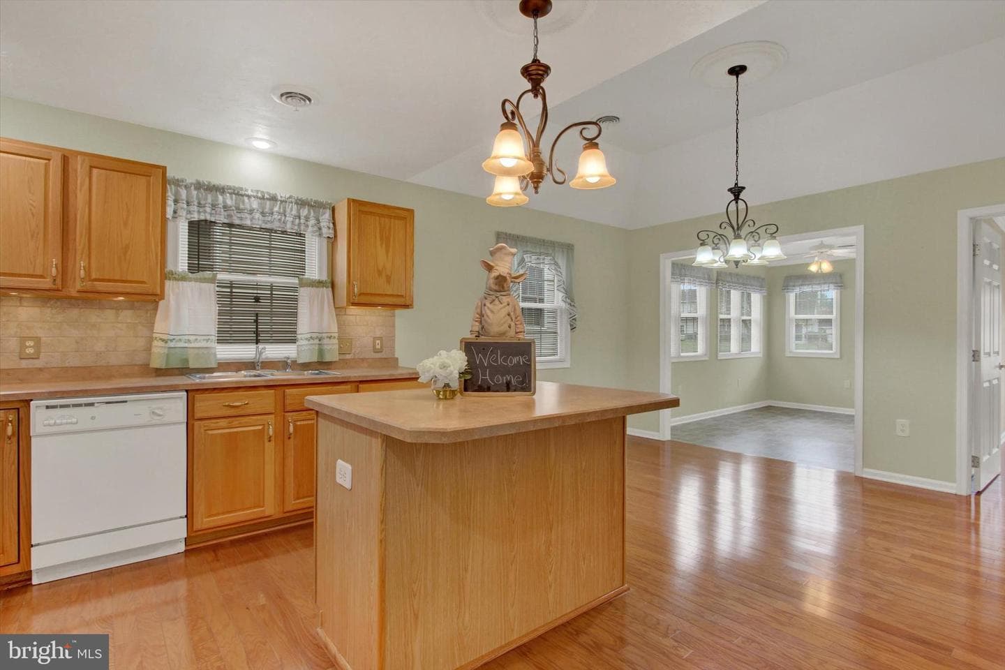 637 Northland Drive photo 7