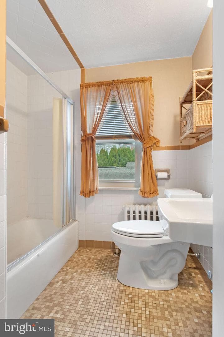 1215 E Walnut Street photo 16
