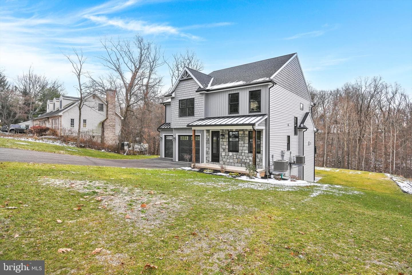 4 Pine Tree Drive photo 4
