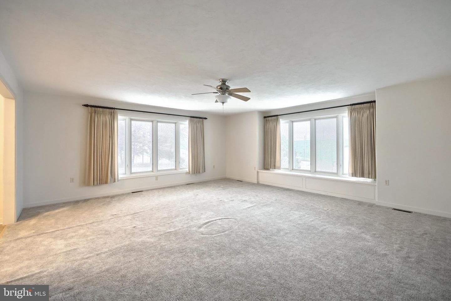 1317 Manor Road photo 14