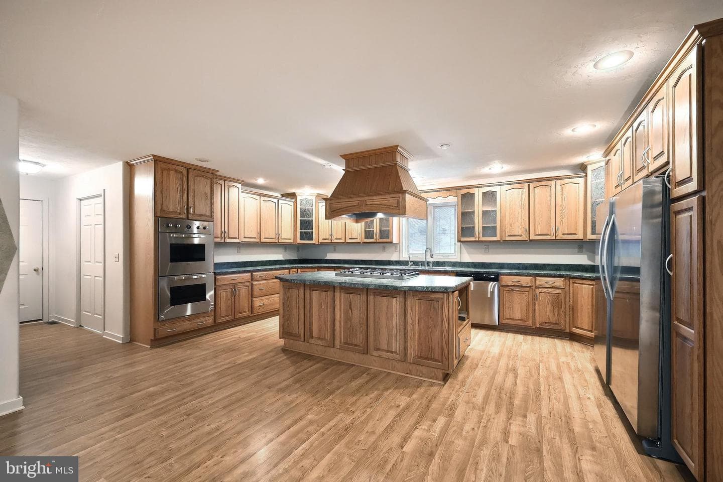 1317 Manor Road photo 17