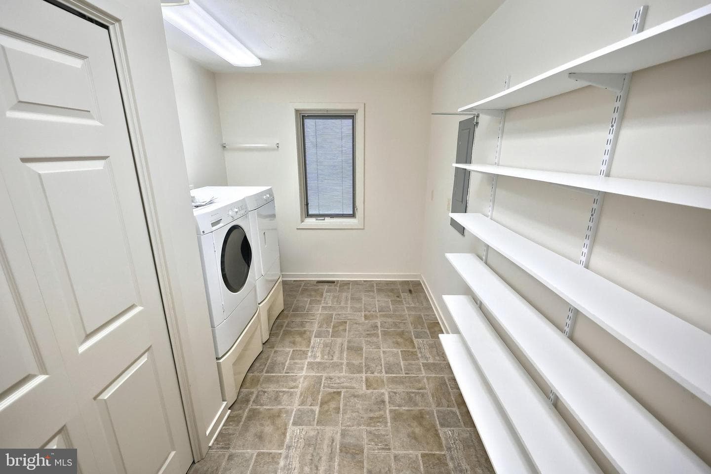 1317 Manor Road photo 23