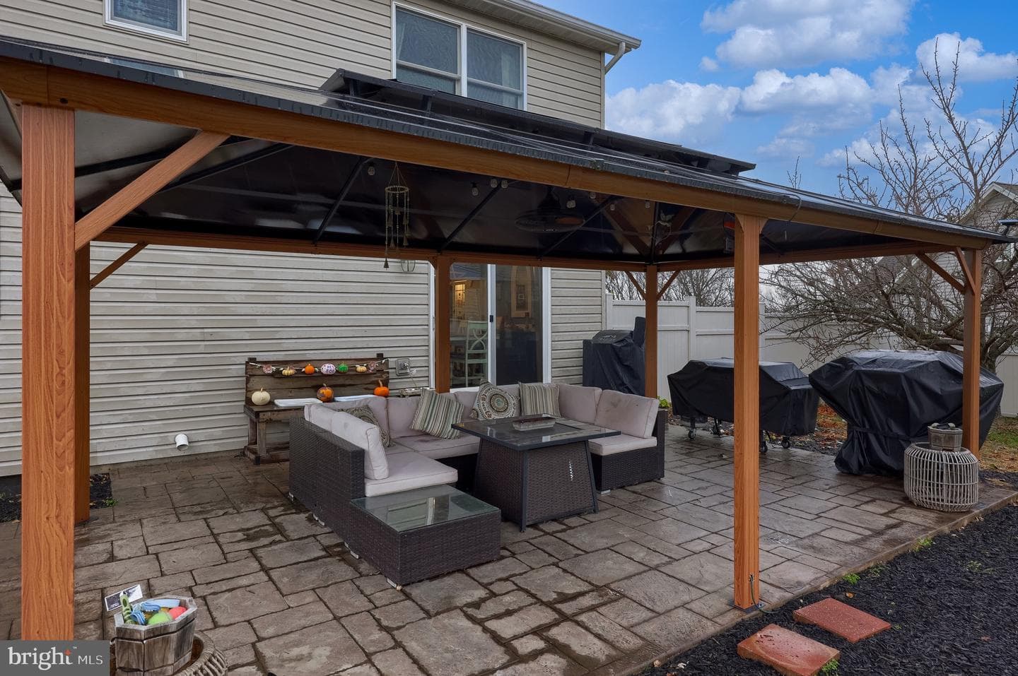 115 Abbey Drive photo 11