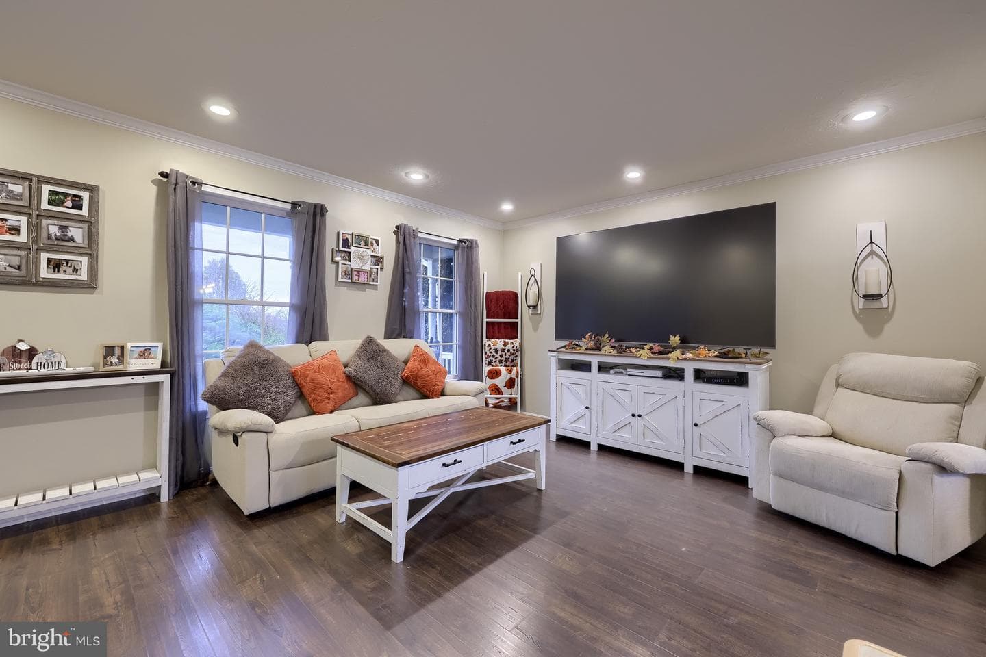 115 Abbey Drive photo 15