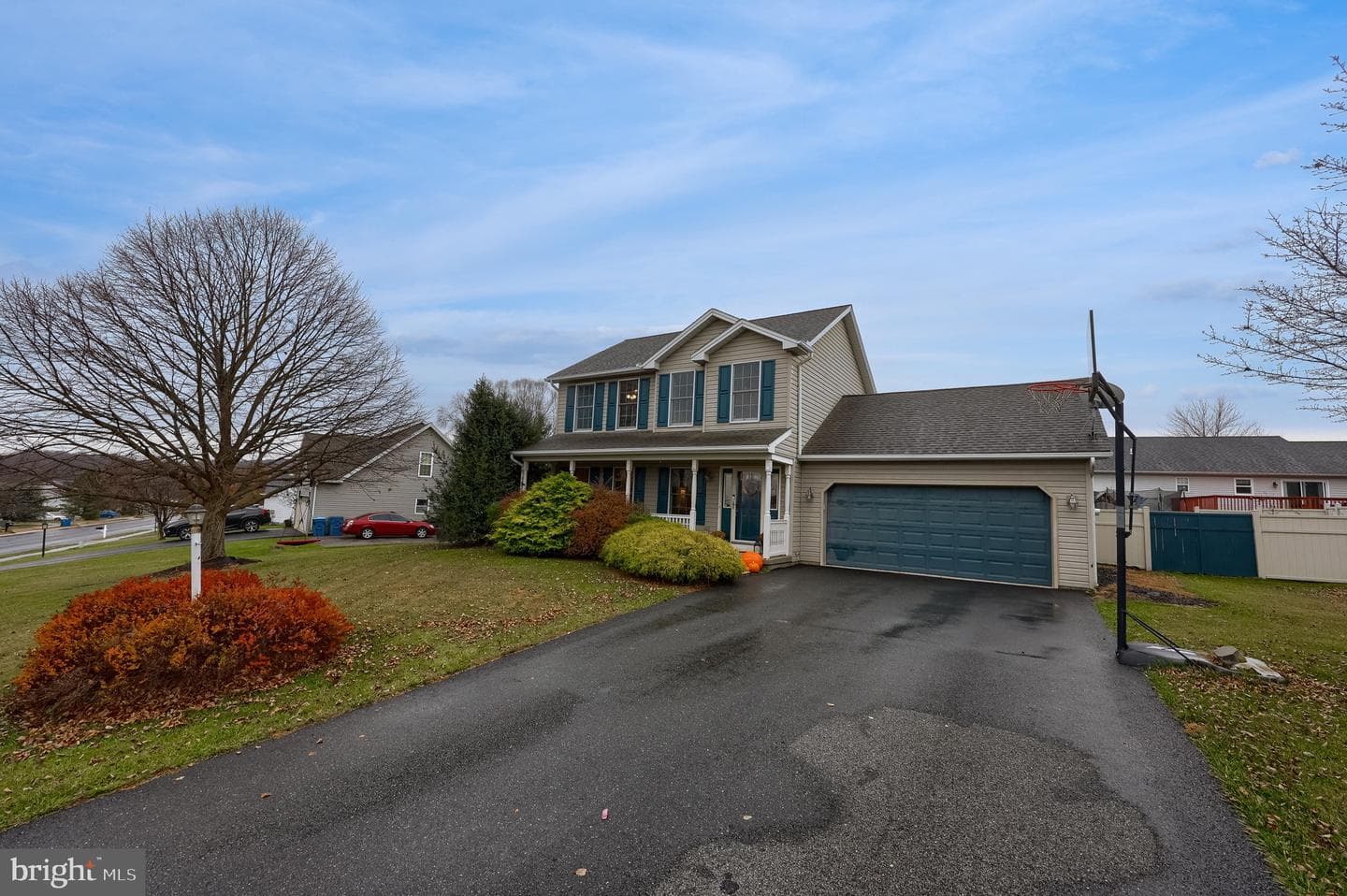 115 Abbey Drive photo 2