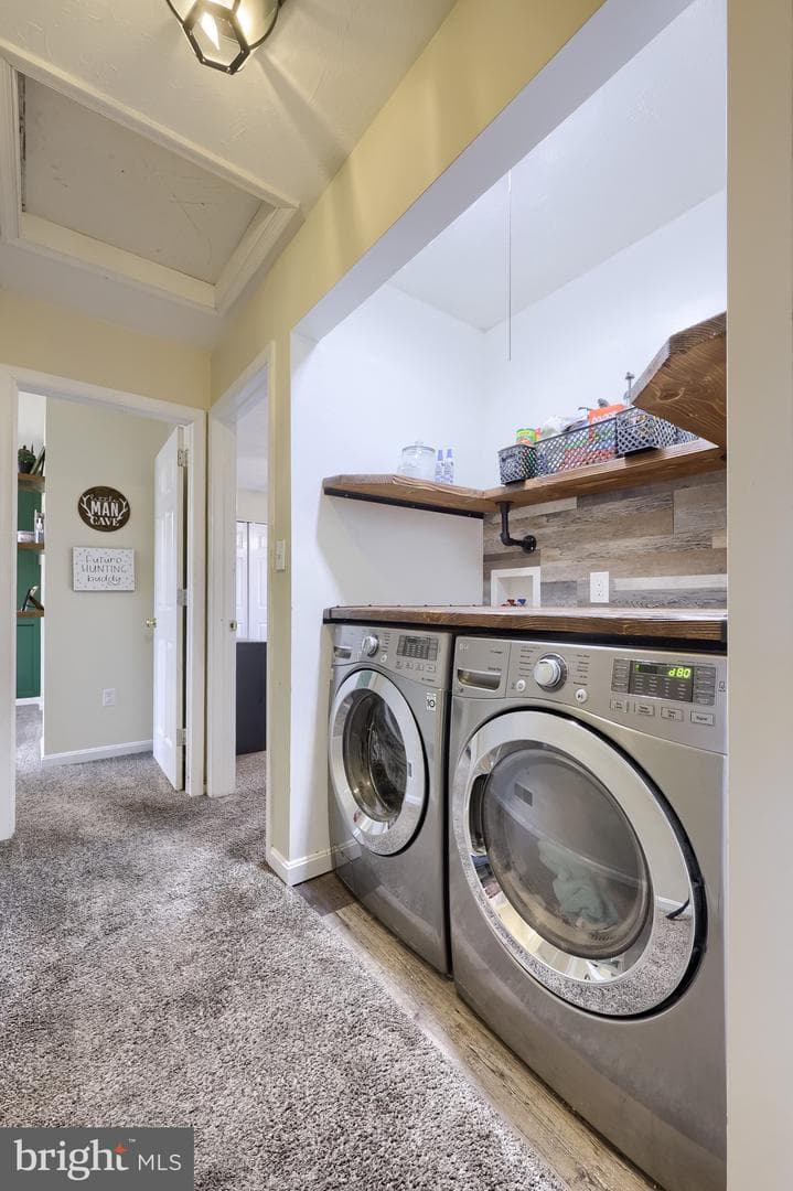 115 Abbey Drive photo 39