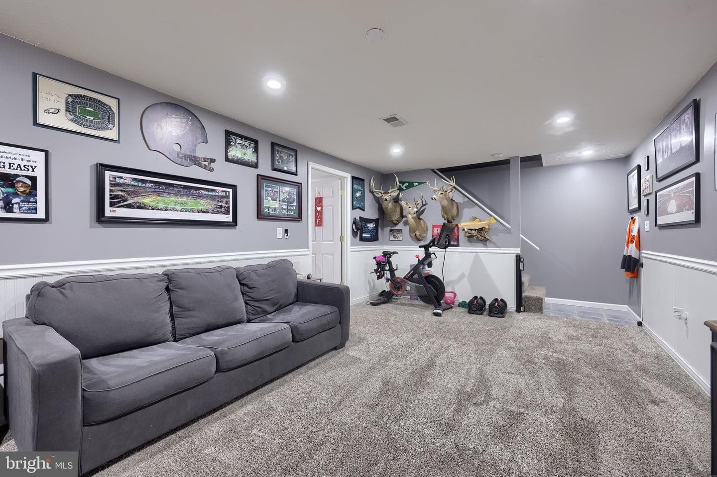 115 Abbey Drive photo 42