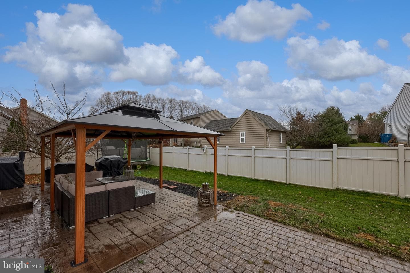 115 Abbey Drive photo 7