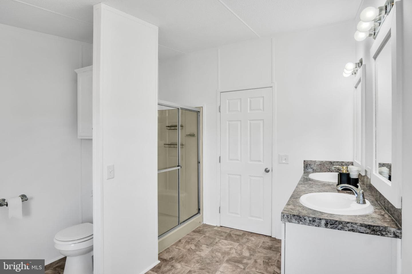 11 Tyler Drive photo 12