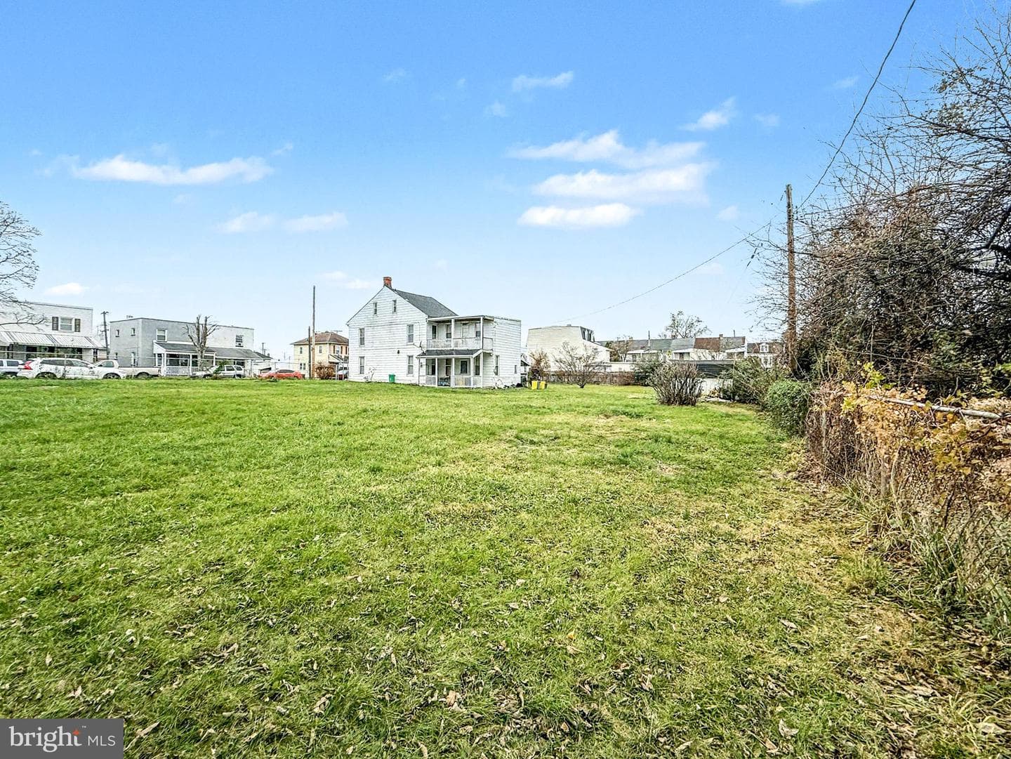 329 Wheatfield Street photo 10