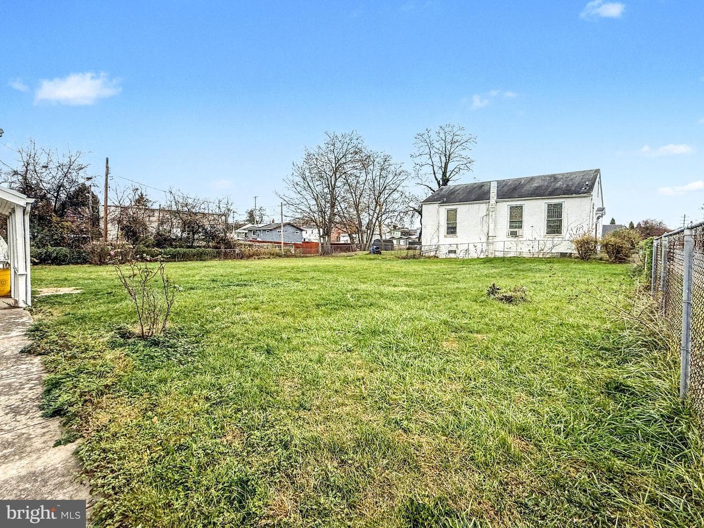 329 Wheatfield Street photo 9