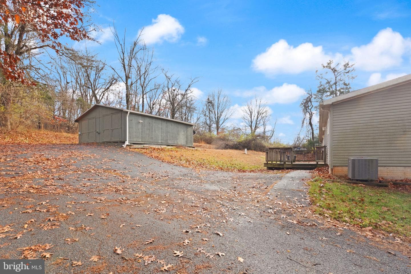 16 High Ridge Road photo 2
