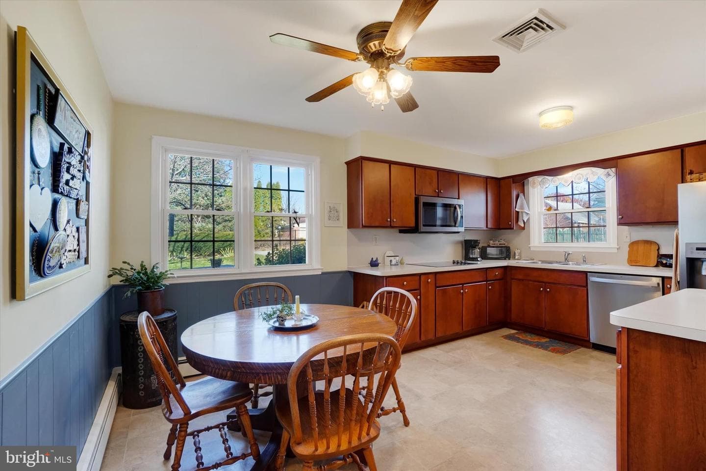 529 W Market Street photo 11