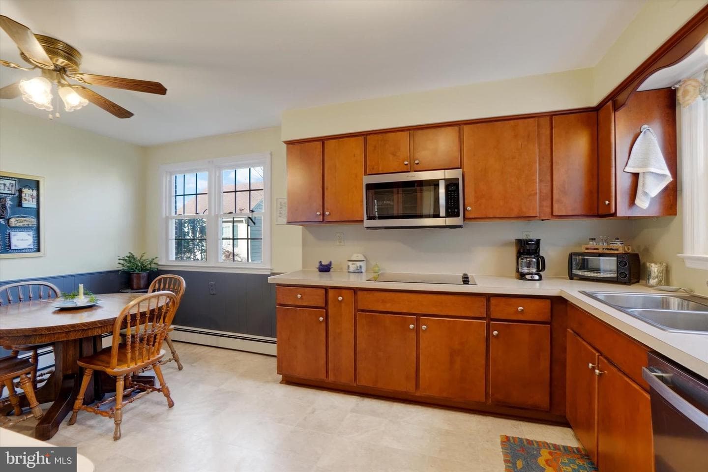 529 W Market Street photo 13