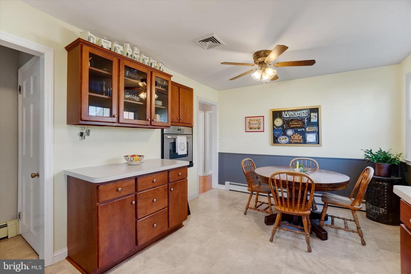 529 W Market Street photo 14