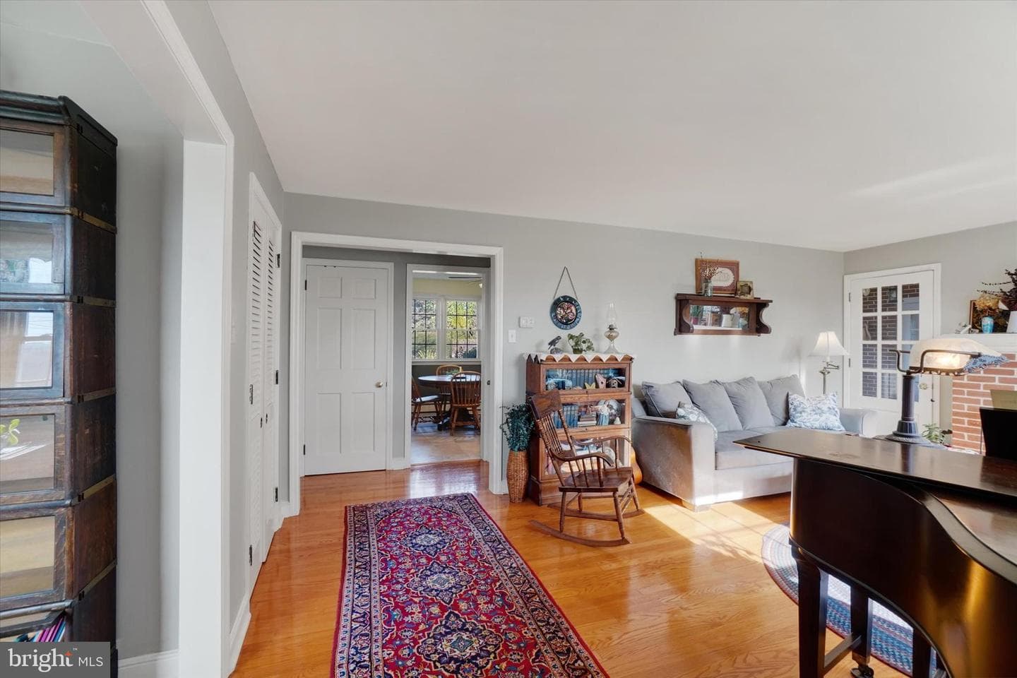 529 W Market Street photo 6