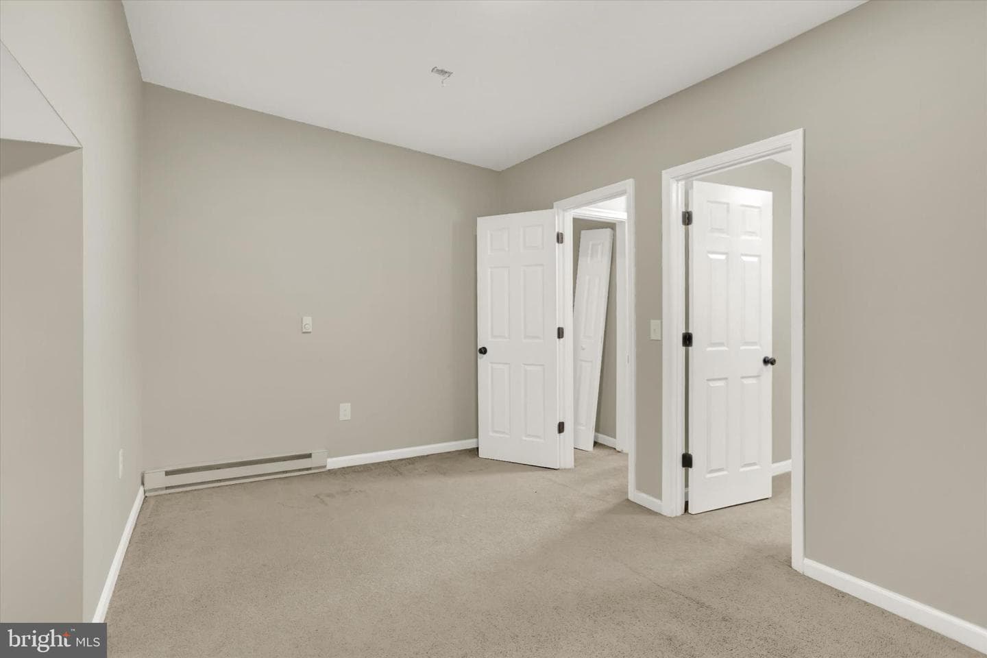 254 W Maple Street photo 16