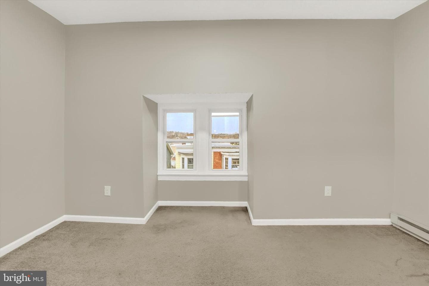 254 W Maple Street photo 17