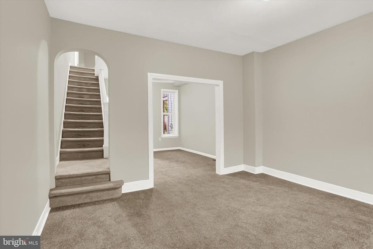 254 W Maple Street photo 6