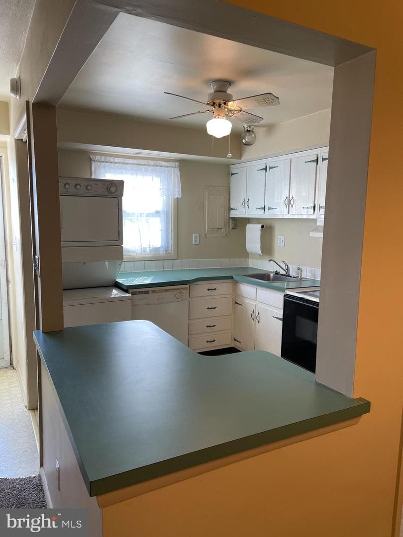 627 Colony Drive photo 9