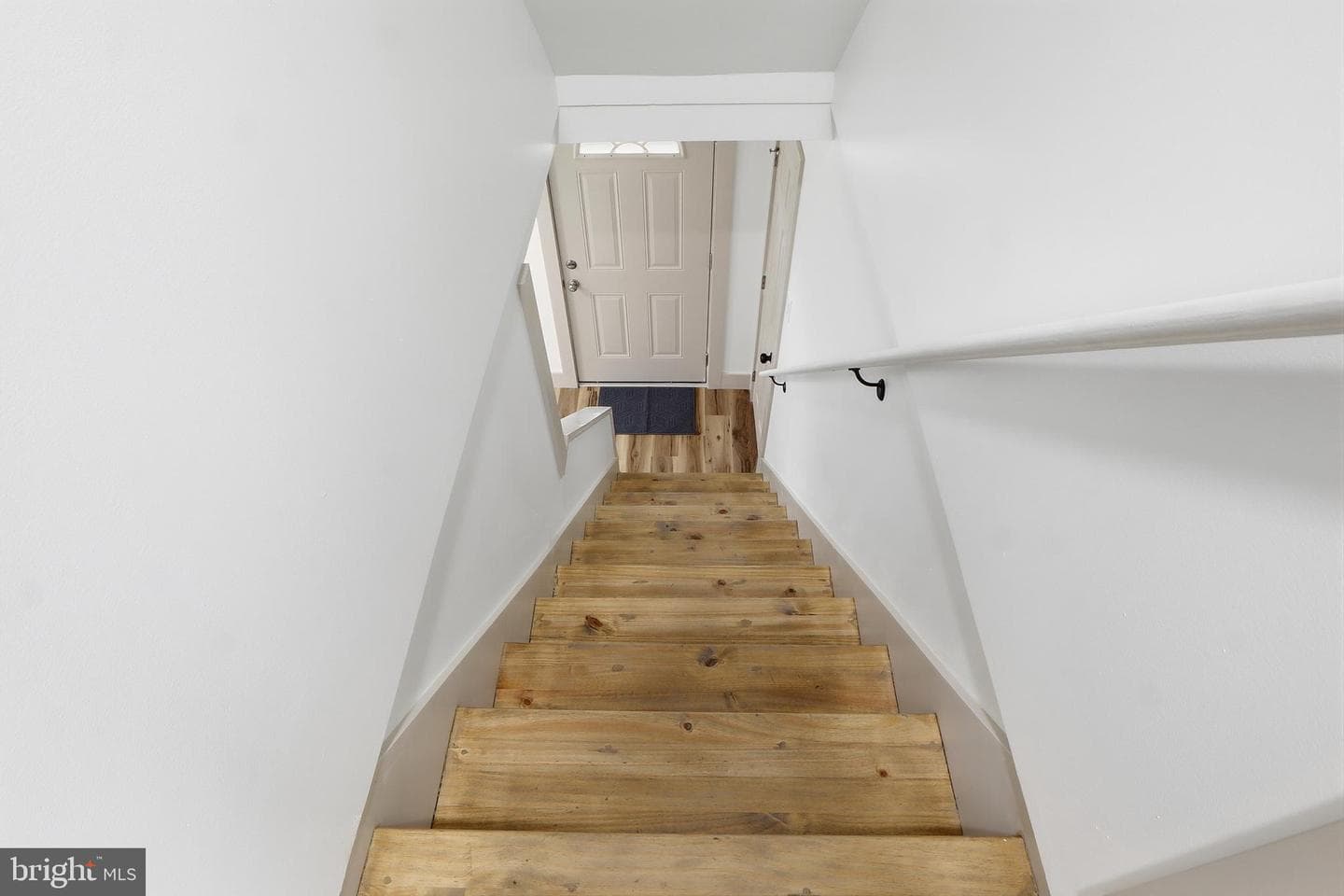 1512 Continental Road photo 11