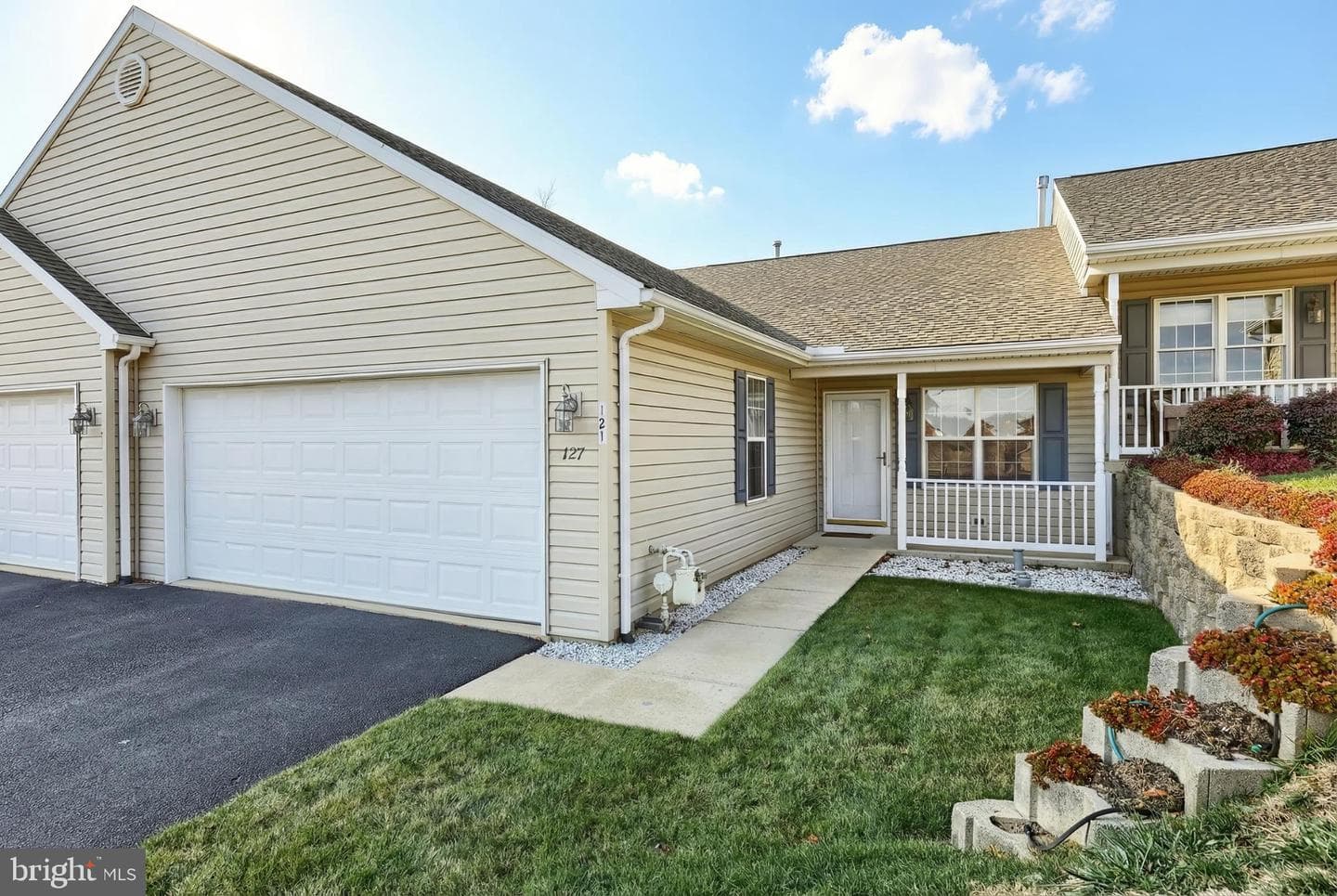 121 Furlong Way #121 photo 2