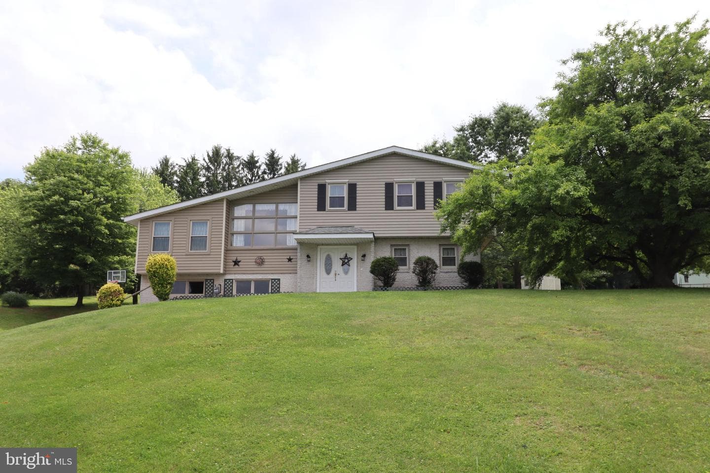 49 Valley View Drive