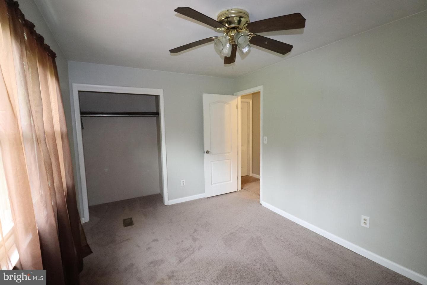 49 Valley View Drive photo 42